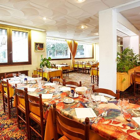 Hotel De Paris Bagneres-de-Luchon Bagian luar foto